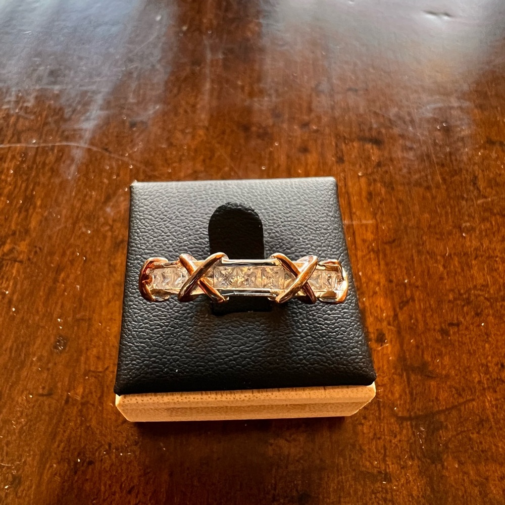 Chic Gold and Silver Band